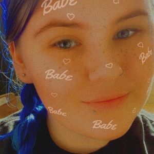 Meet your Posher, Ella